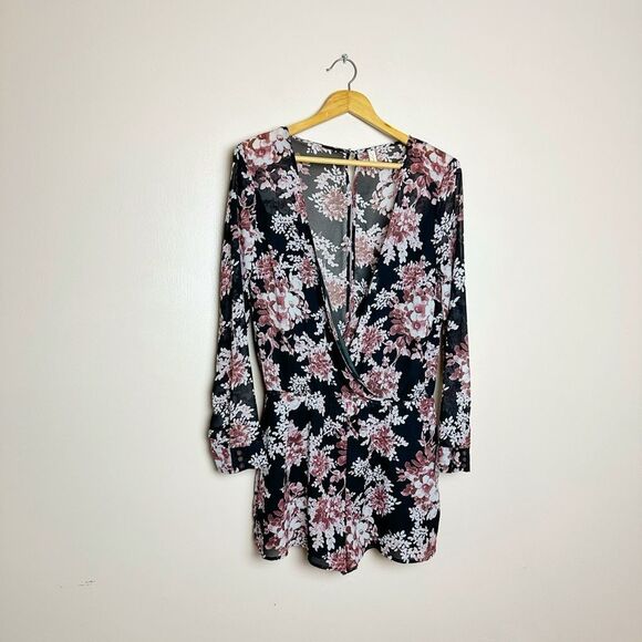 CLEARANCE! Floral Free People Wrap Front Romper Size L EUC - Picture 1 of 7